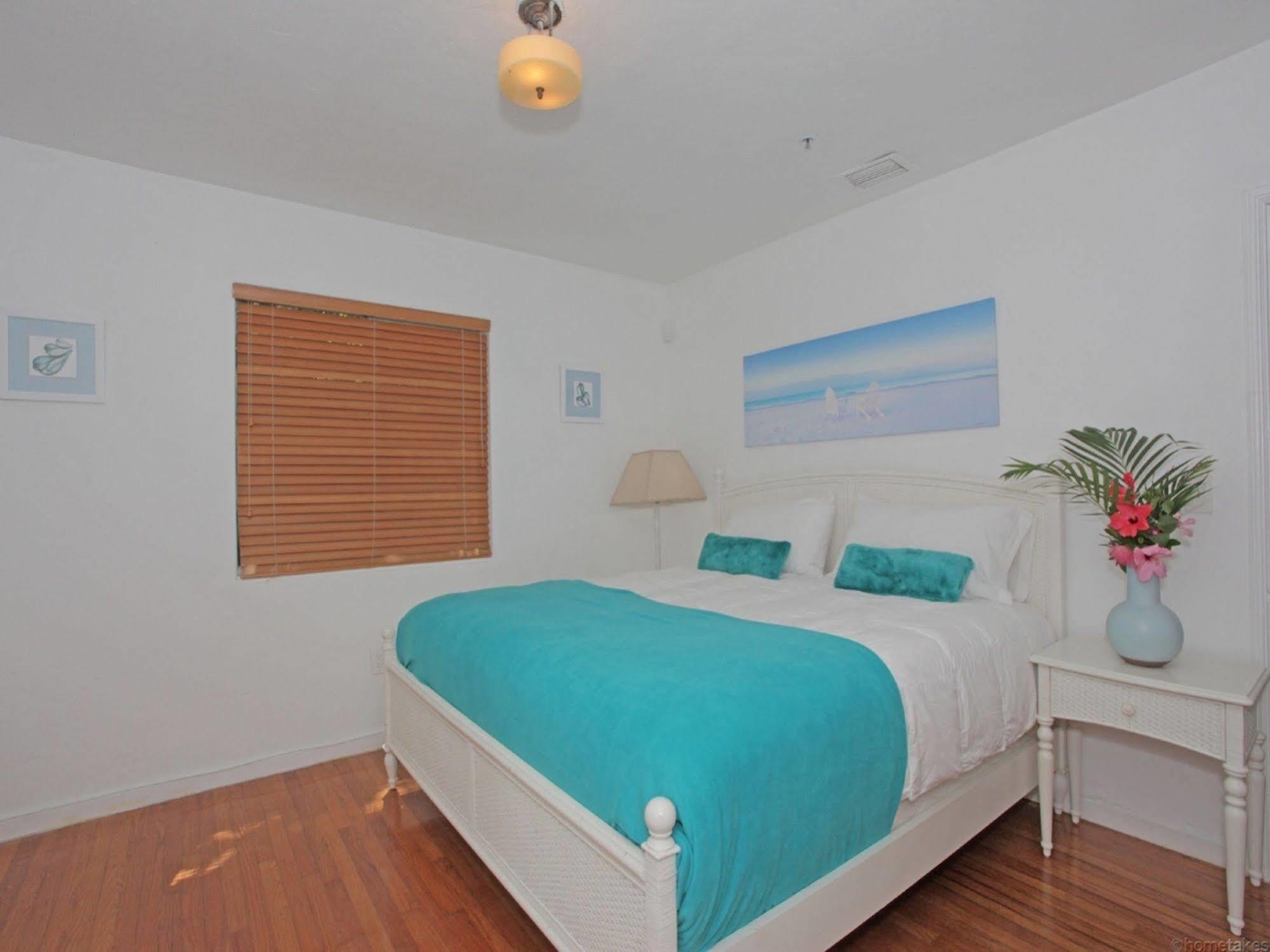 Bikini Lodge (Adults Only) Miami Beach Bagian luar foto