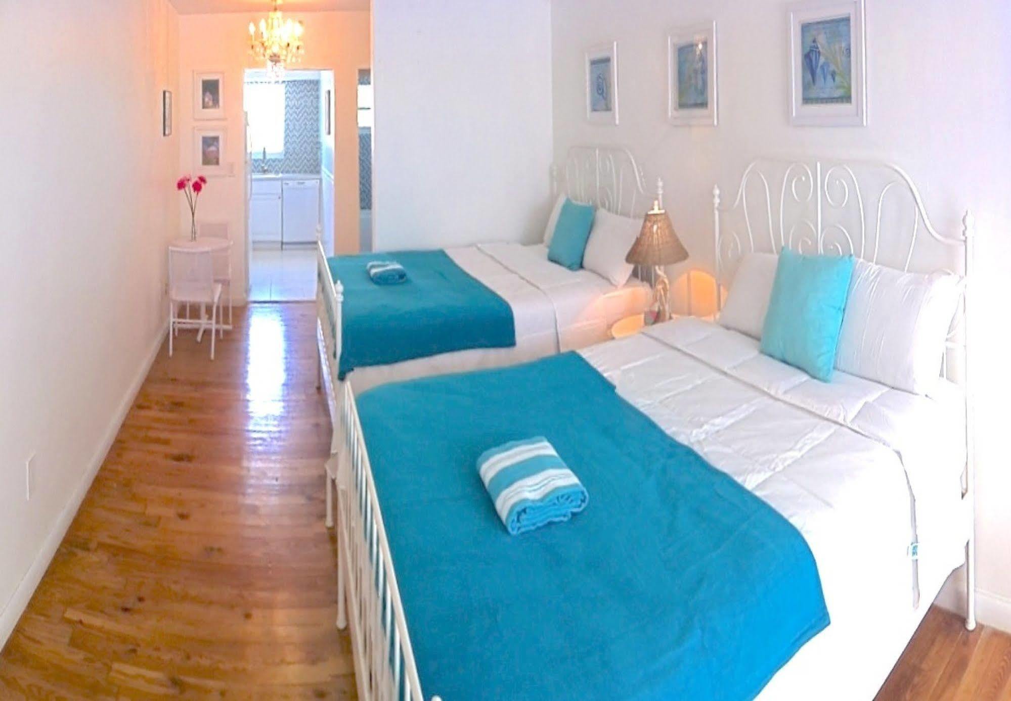 Bikini Lodge (Adults Only) Miami Beach Bagian luar foto