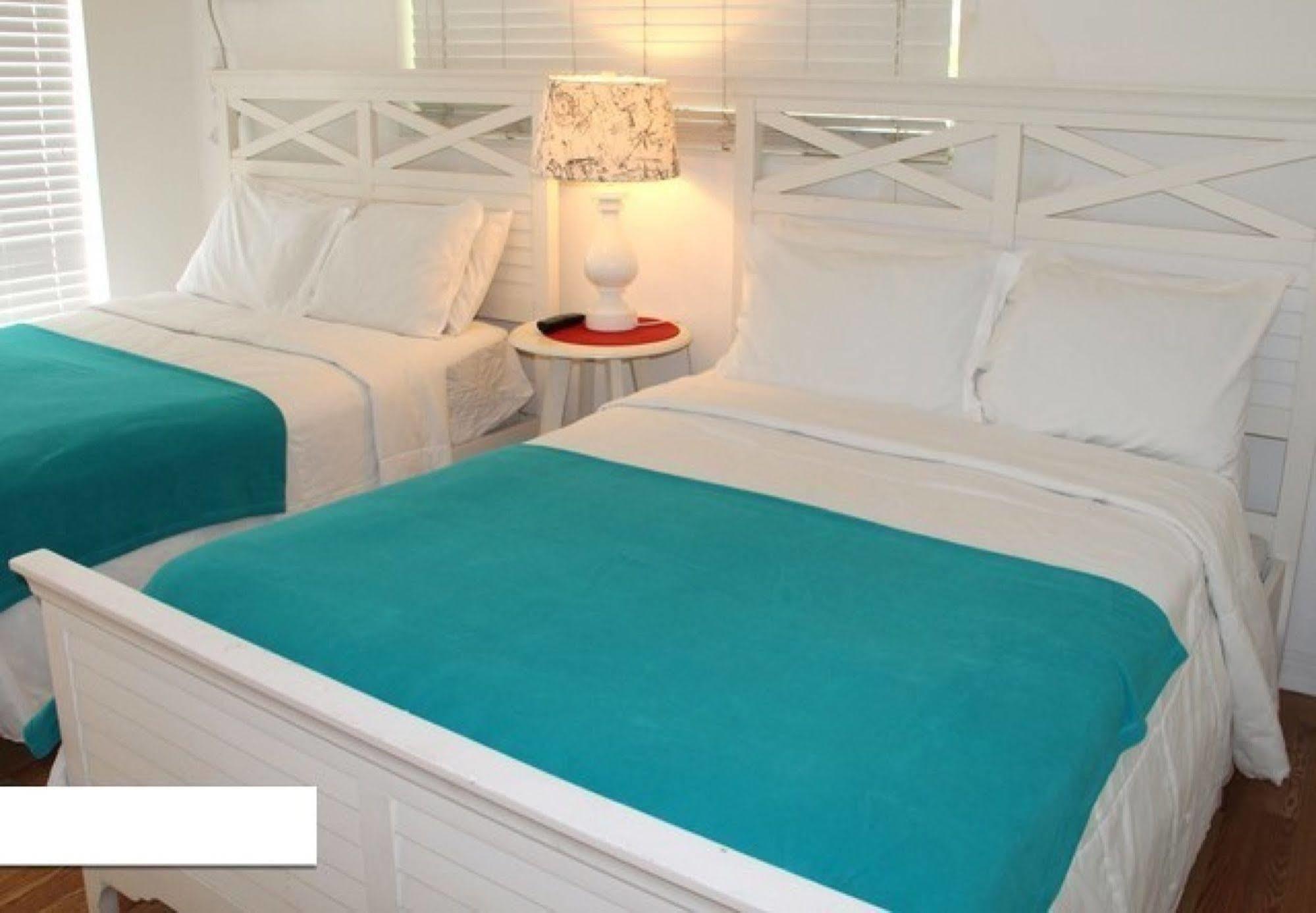 Bikini Lodge (Adults Only) Miami Beach Bagian luar foto